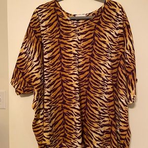 Purple & Gold Tiger print blouse!